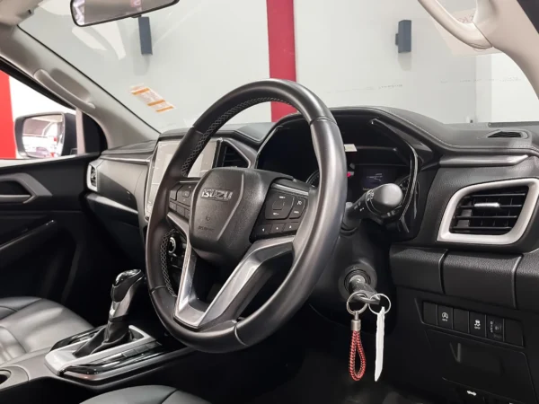 ISUZU D-MAX 1.9 Z HI-LANDER-14
