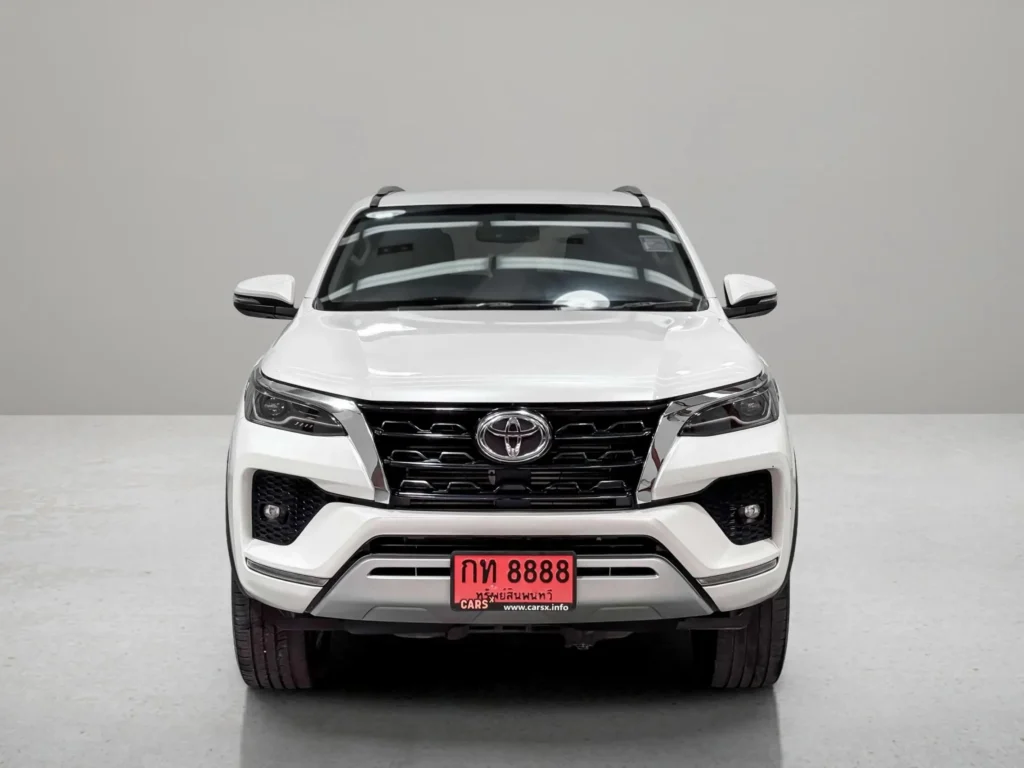 TOYOTA FORTUNER 2.4 V