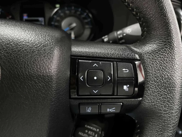 TOYOTA HILUX REVO 2.4 ROCCO PRERUNNER