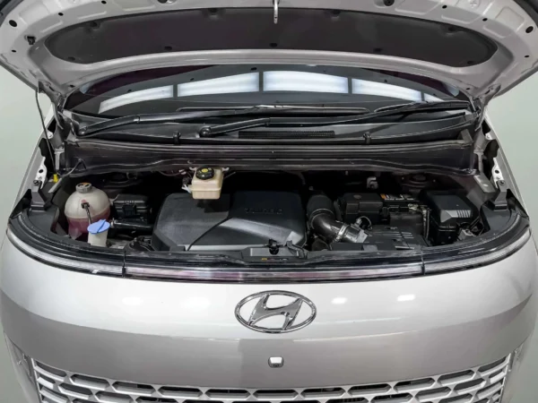 HYUNDAI STARIA 2.2 SEL
