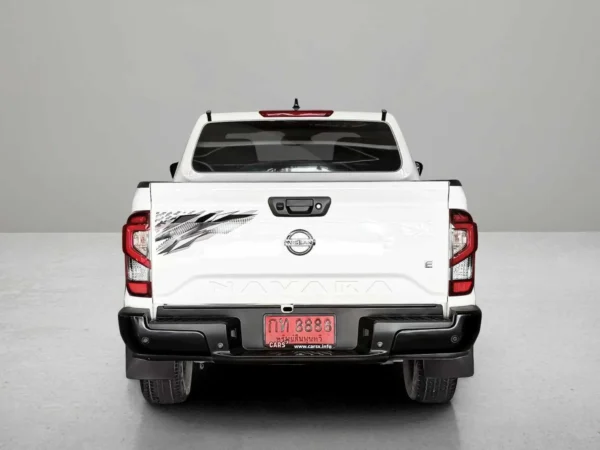 NISSAN NAVARA 2.3 E BLACK EDITION CALIBRE-2