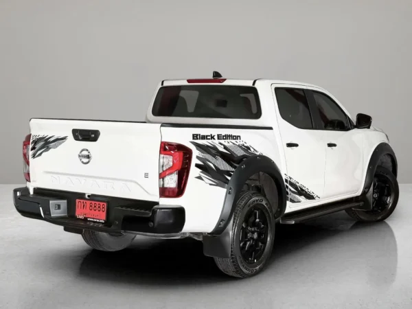 NISSAN NAVARA 2.3 E BLACK EDITION CALIBRE-4