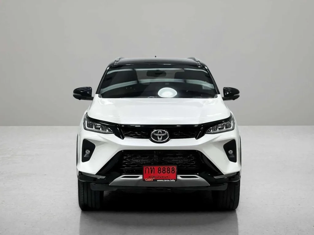 TOYOTA FORTUNER 2.4 LEGENDER-1