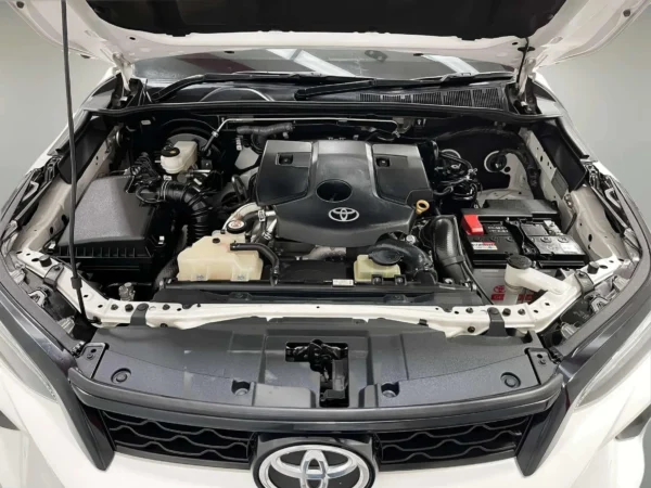 TOYOTA FORTUNER 2.4 LEGENDER-4